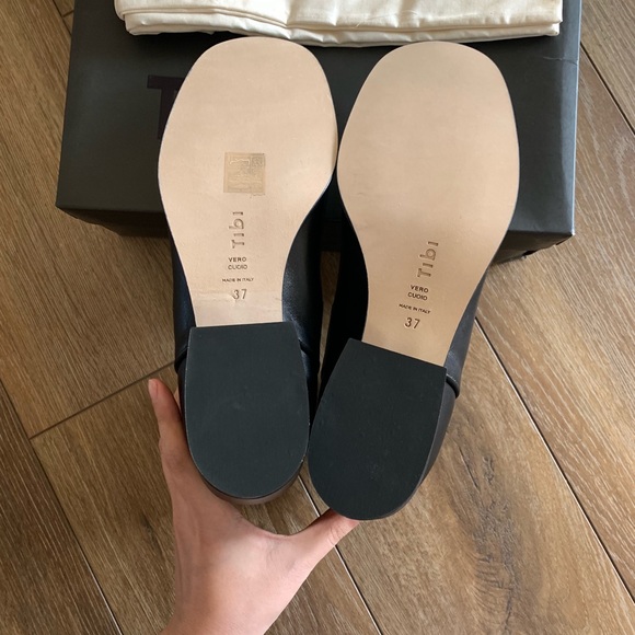 Tibi Dakota Chelsea Boots - Picture 7 of 8